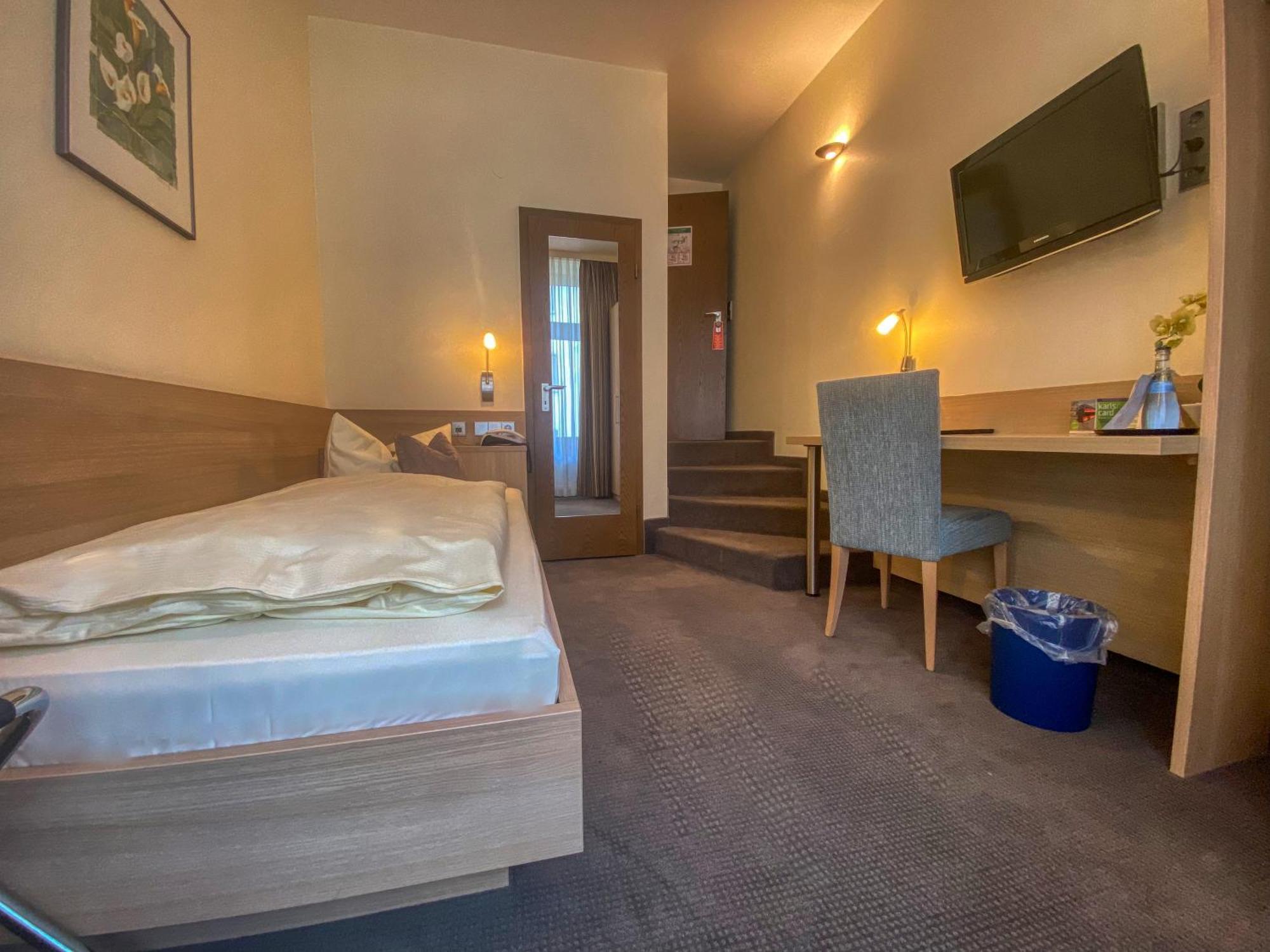 City Partner Hotel Berliner Hof Karlsruhe Szoba fotó